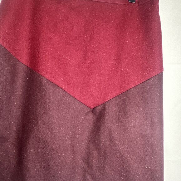 Tommy Hilfiger Wool Blend Pencil Skirt Women's Size 8 Plum Maroon Chevron Lined - Picture 2 of 6